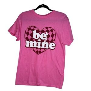 Be Mine Heart Brisco Brands T-Shirt Womans Size Small Short Sleeve Pink Red NWOT